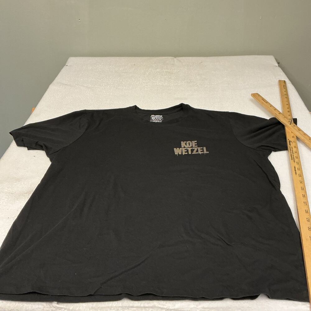 koe wetzel Concert Tshirt Men’s XXL Black With Tan Names. 3532